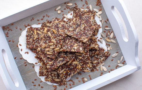 Crunchy keto seed crackers (raw or baked)